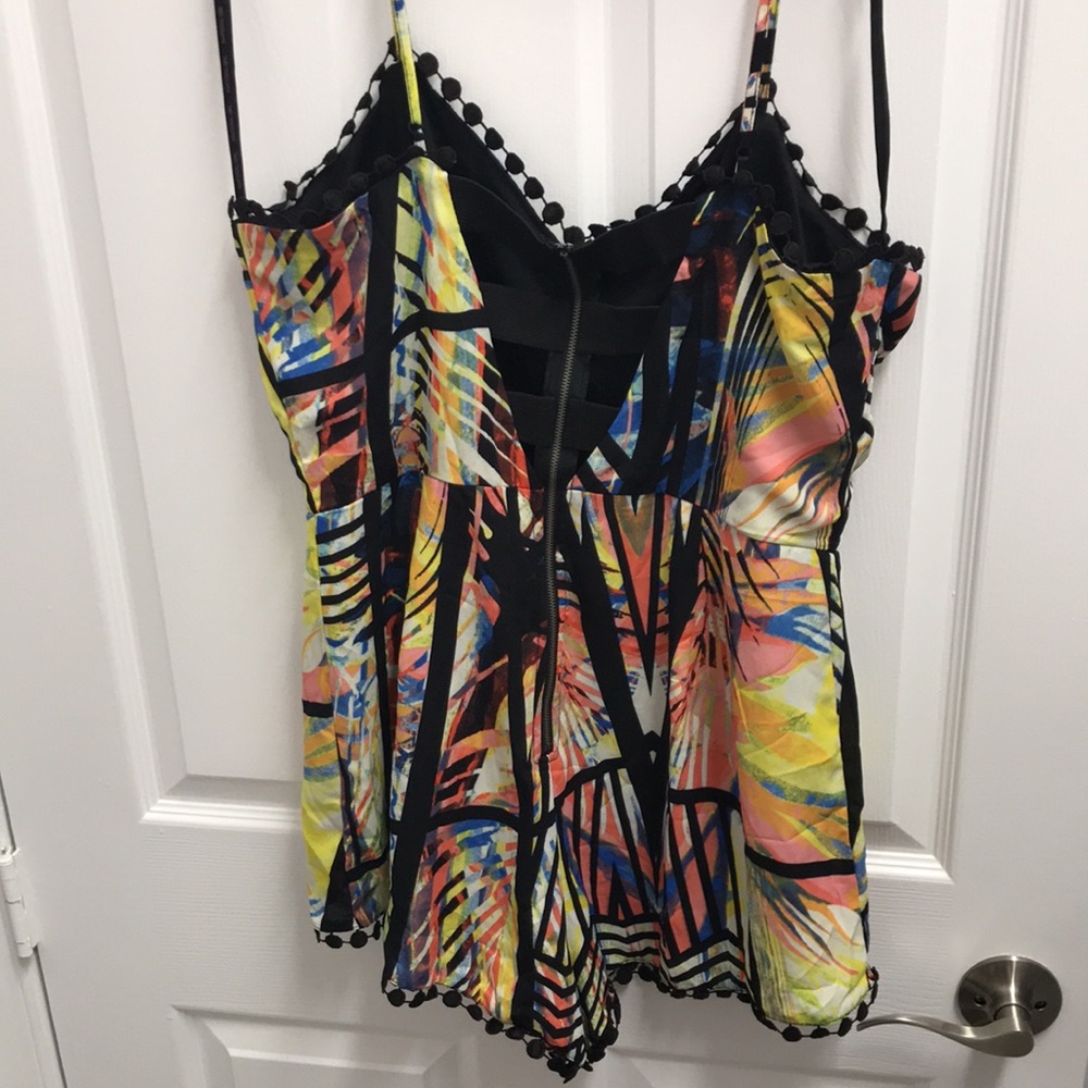 Multicolor Romper - Picture 4 of 4